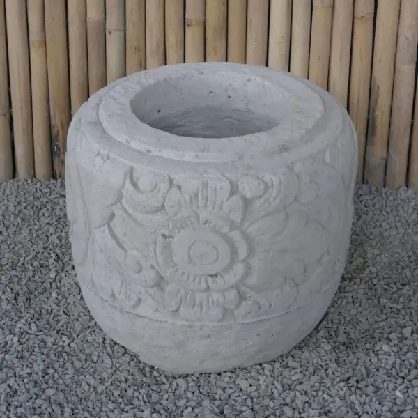 Product image 5 of the product “Balinese style high round pot, with carving - 55cm Dia., 60cm Height, Taro sand ”